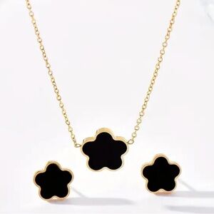 Stainless Steel Pendant Necklace with Clover Design and Earrings